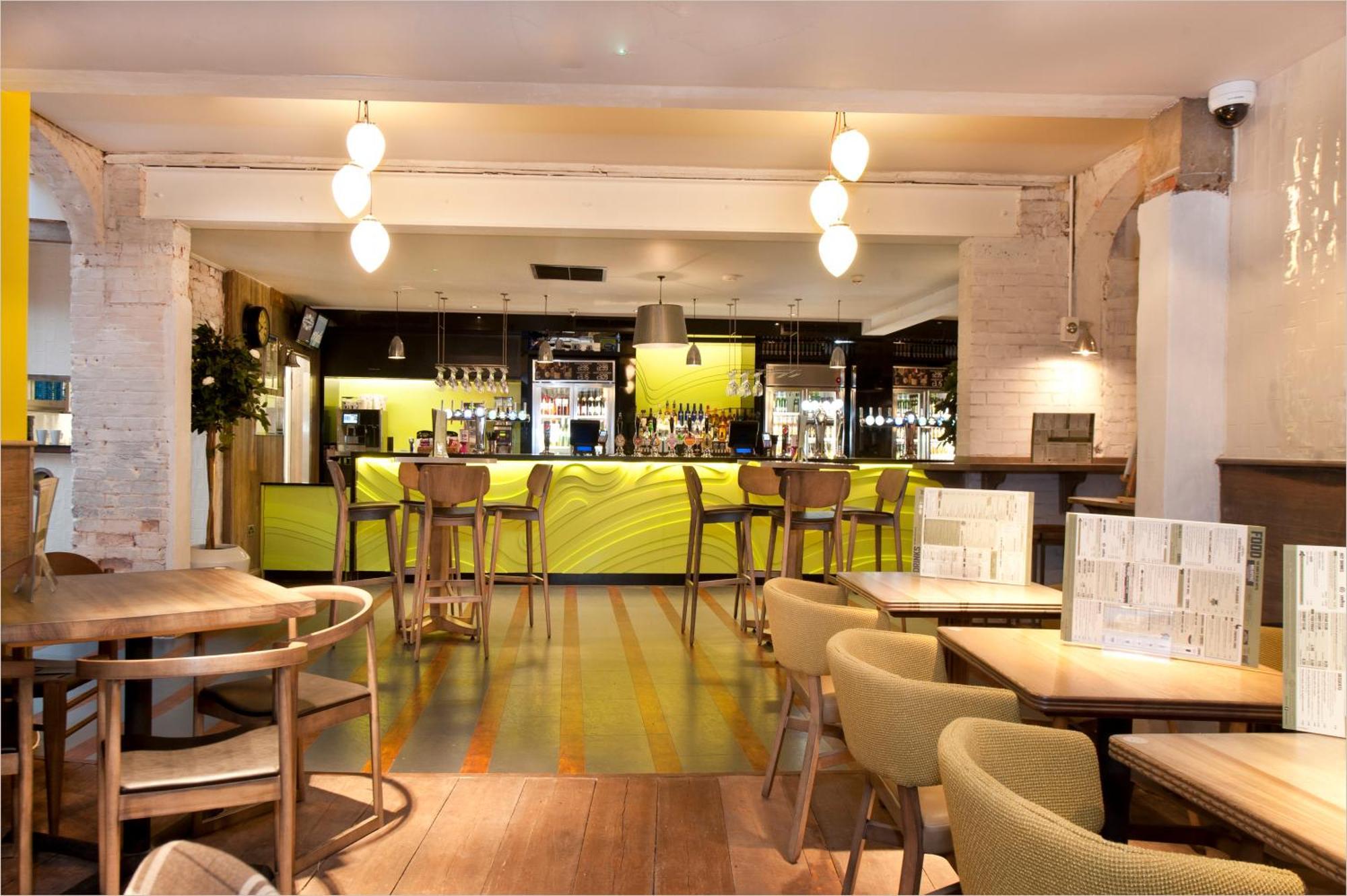 The King'S Head Hotel Wetherspoon เบกเคิลส์ ภายนอก รูปภาพ