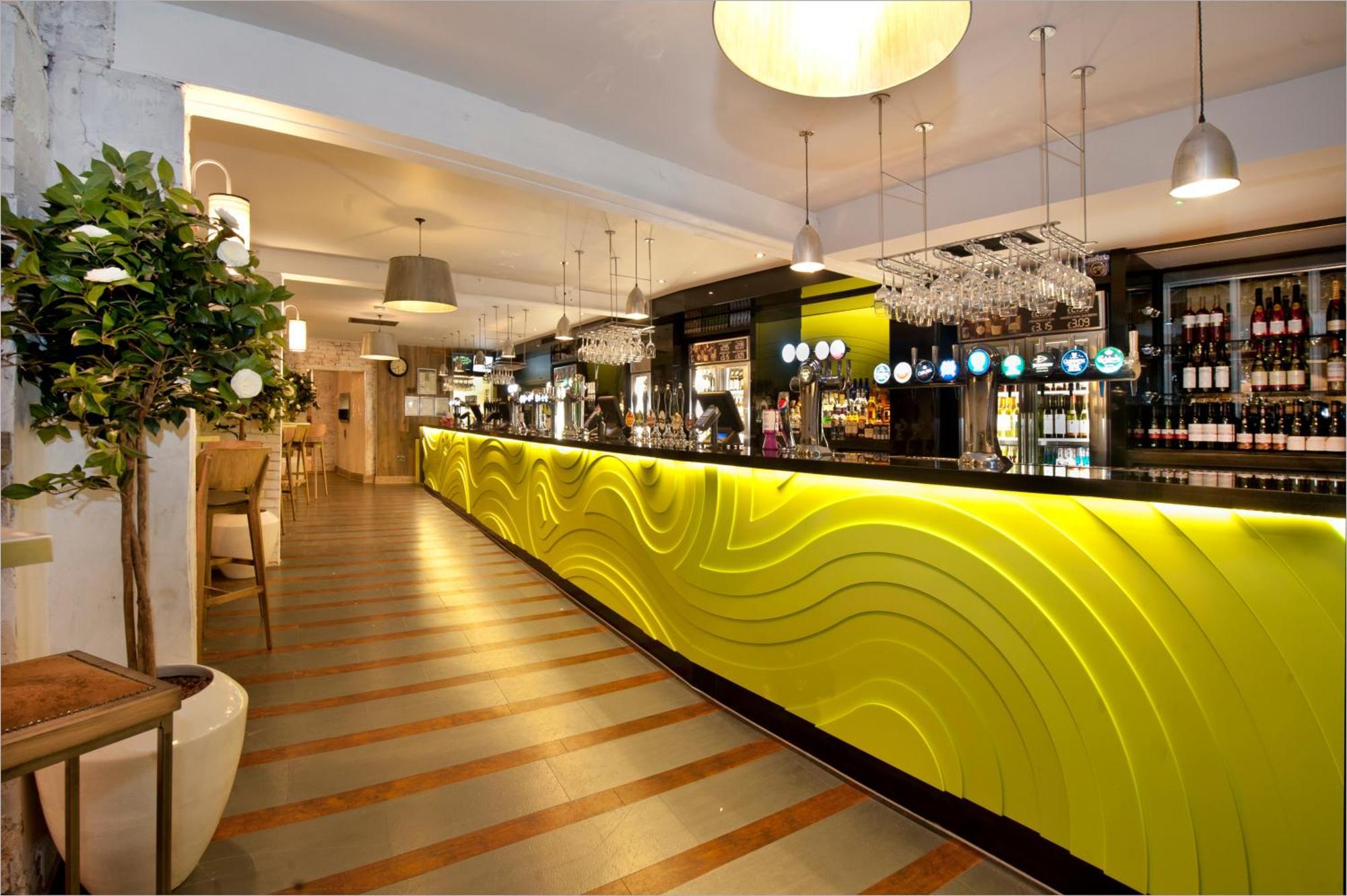 The King'S Head Hotel Wetherspoon เบกเคิลส์ ภายนอก รูปภาพ