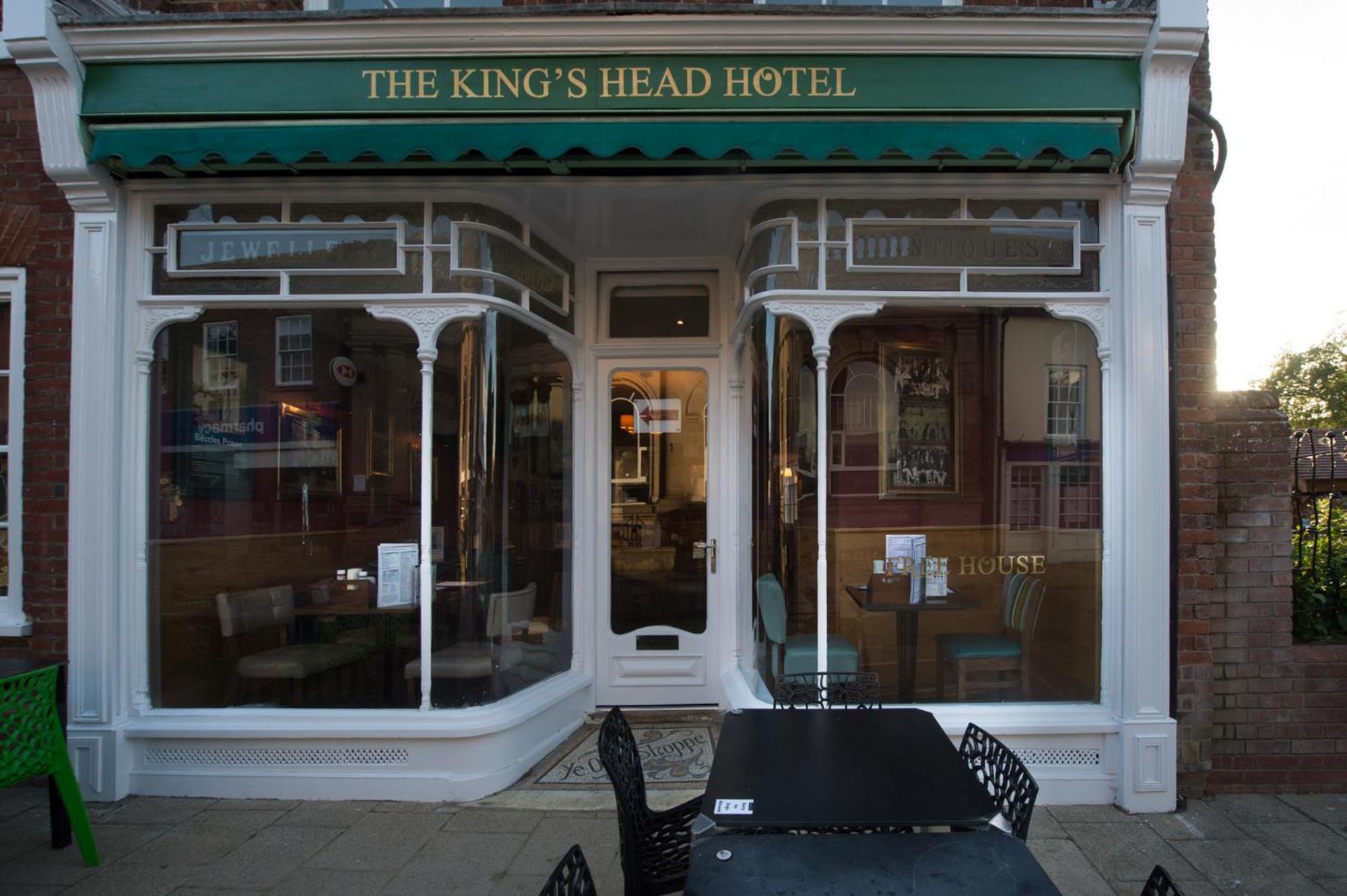 The King'S Head Hotel Wetherspoon เบกเคิลส์ ภายนอก รูปภาพ