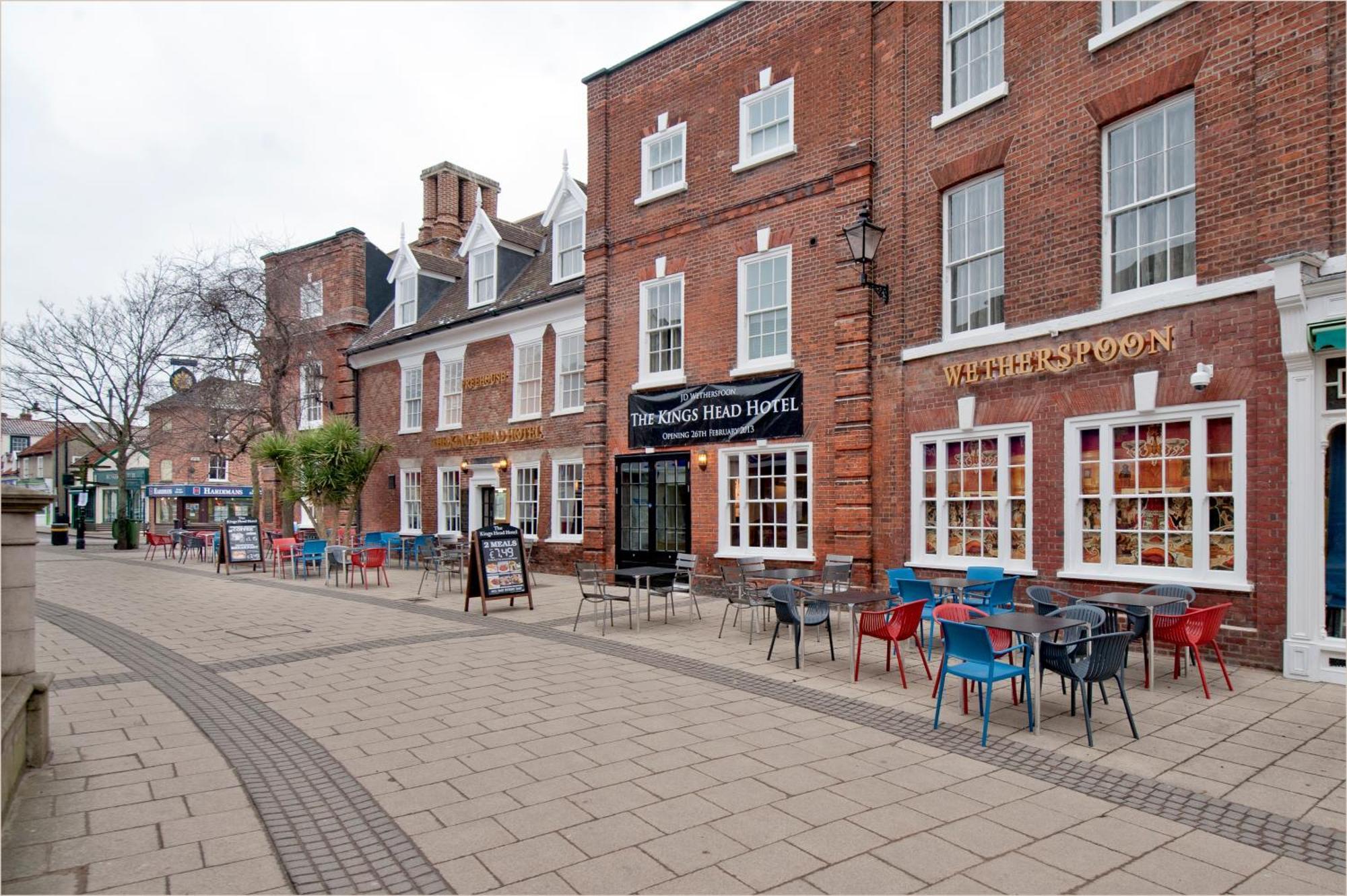 The King'S Head Hotel Wetherspoon เบกเคิลส์ ภายนอก รูปภาพ