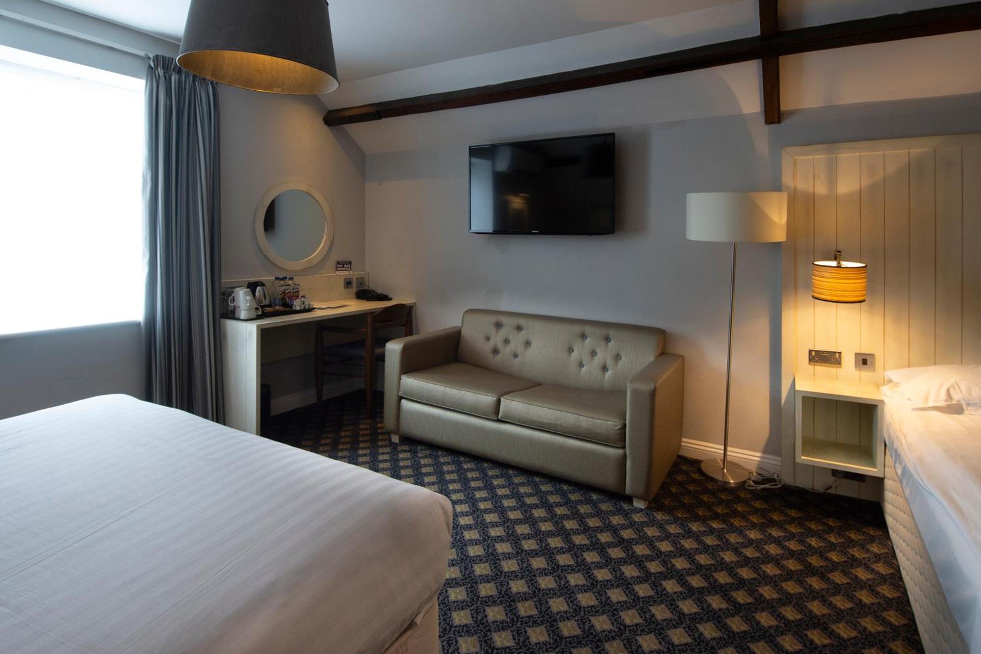 The King'S Head Hotel Wetherspoon เบกเคิลส์ ภายนอก รูปภาพ