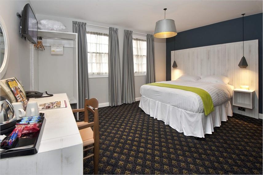 The King'S Head Hotel Wetherspoon เบกเคิลส์ ภายนอก รูปภาพ
