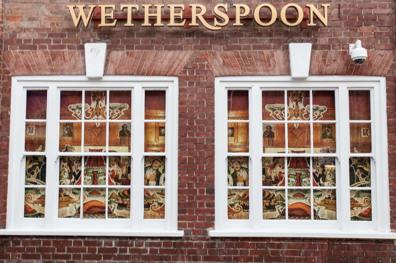 The King'S Head Hotel Wetherspoon เบกเคิลส์ ภายนอก รูปภาพ